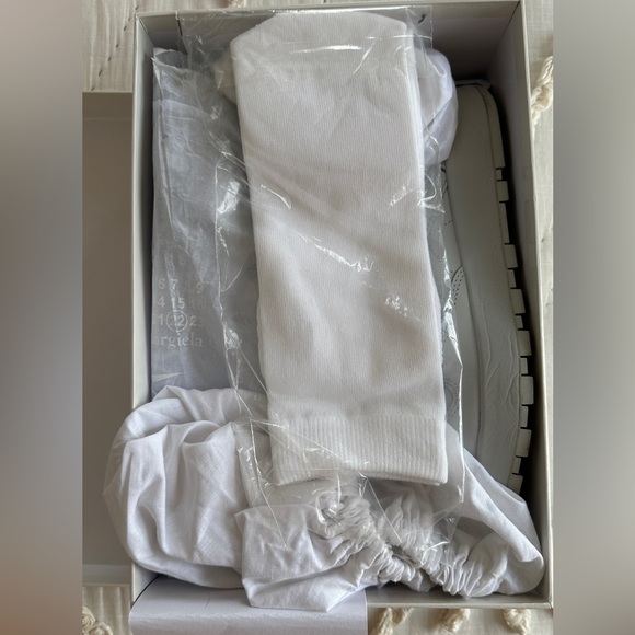 MAISON MARGIELA REEBOK TABI SNEAKERS - Picture 4 of 13